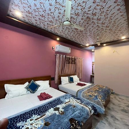 Manoj Homestay Хампи Екстериор снимка
